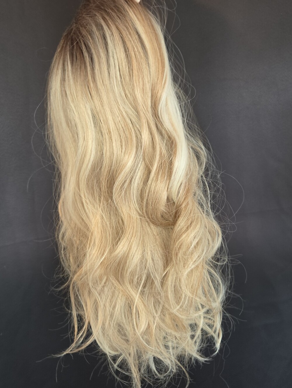 Blonde Long Wavy Women’s Wig - Natural Blonde Blend - Picture 5 of 8